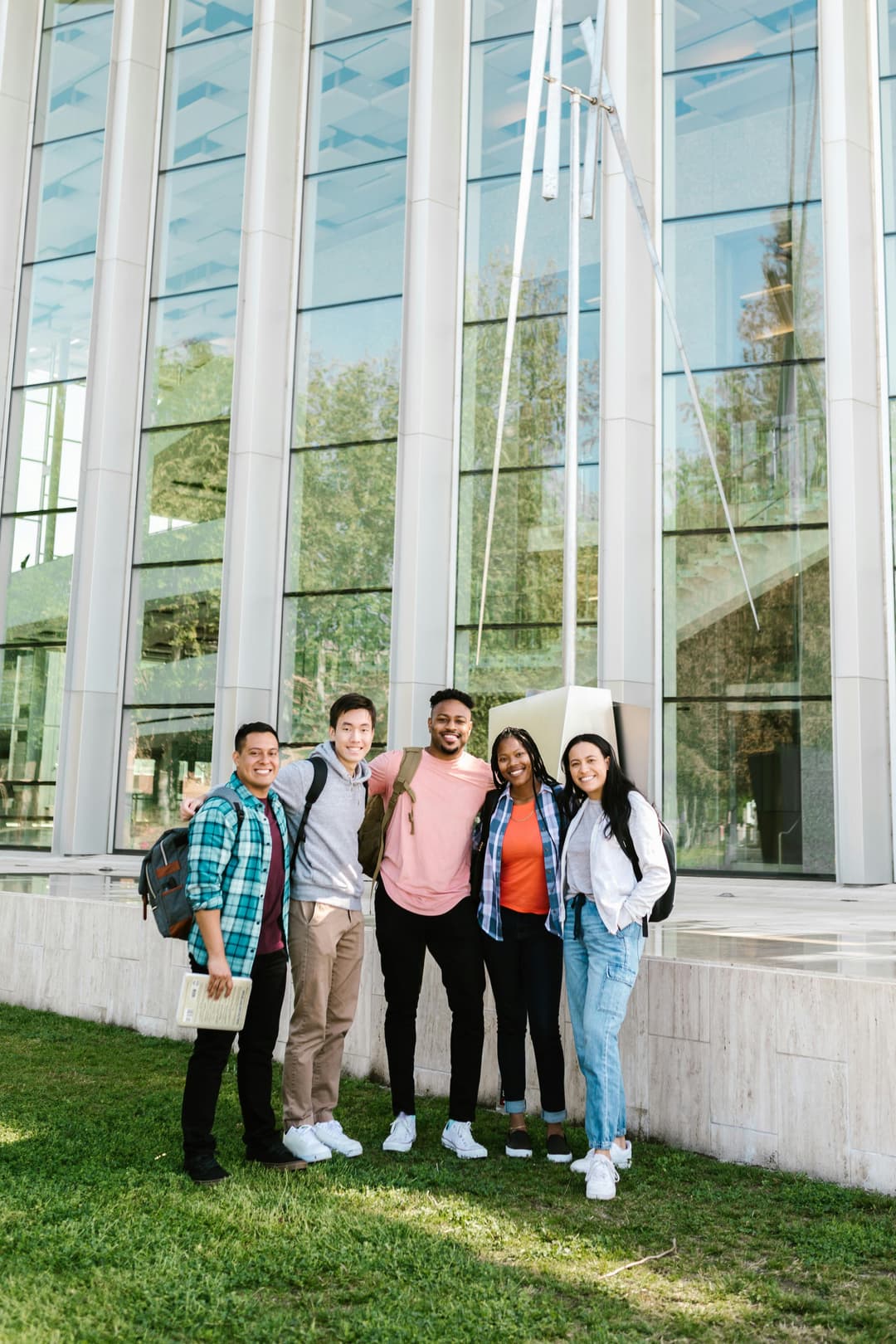 Blog: Top Scholarships for International Students in Adelaide / South Australia (2026)
