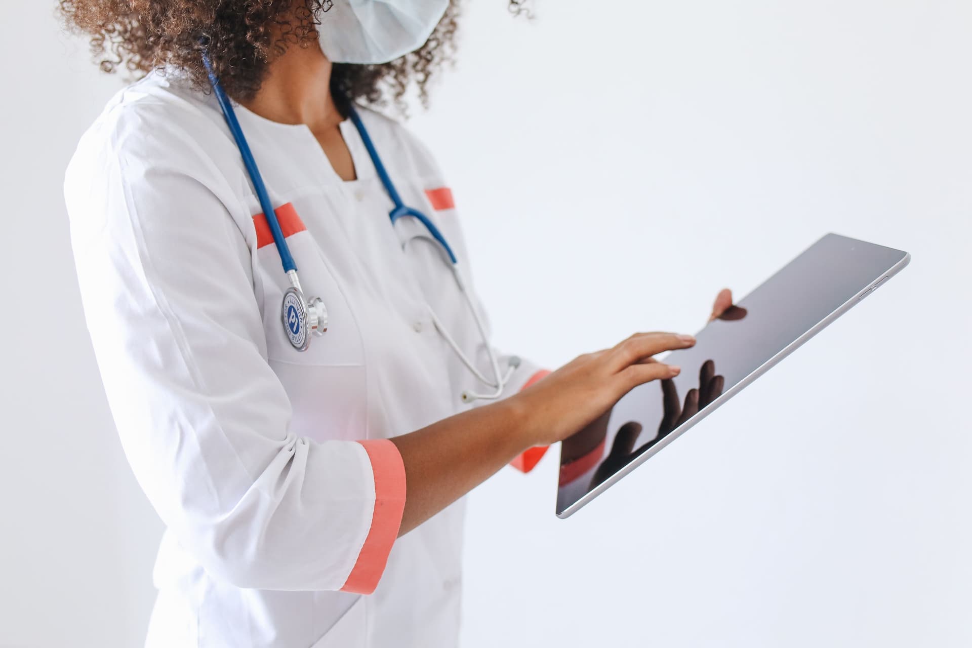 Blog: Nursing Career Pathways in Australia: From Enrolled Nurse to Advanced Practice Explained