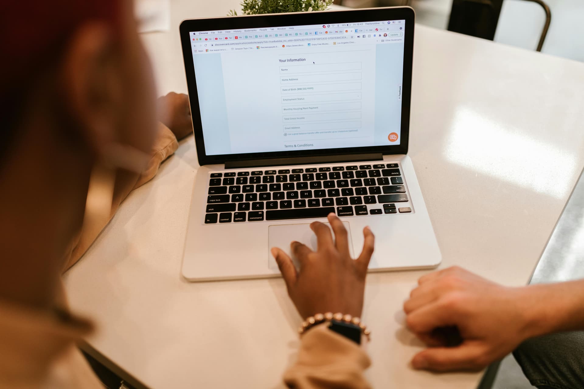 Blog: How Do You Get a Confirmation of Enrolment (CoE)?